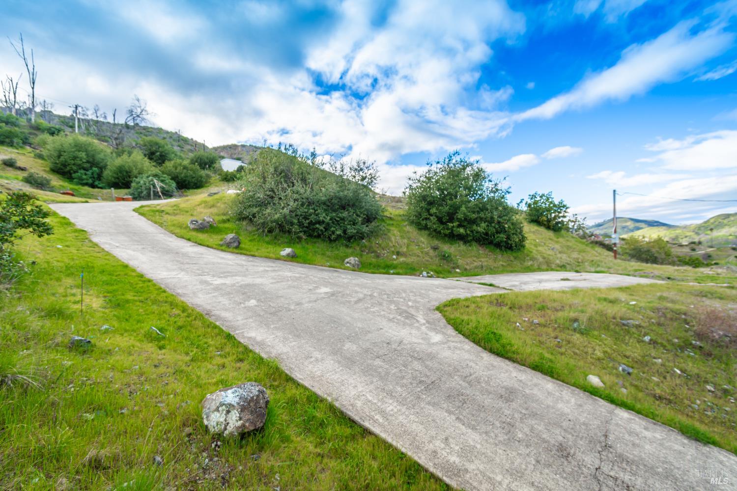 Detail Gallery Image 11 of 37 For 253 Mulford Dr, Napa,  CA 94558 - – Beds | – Baths