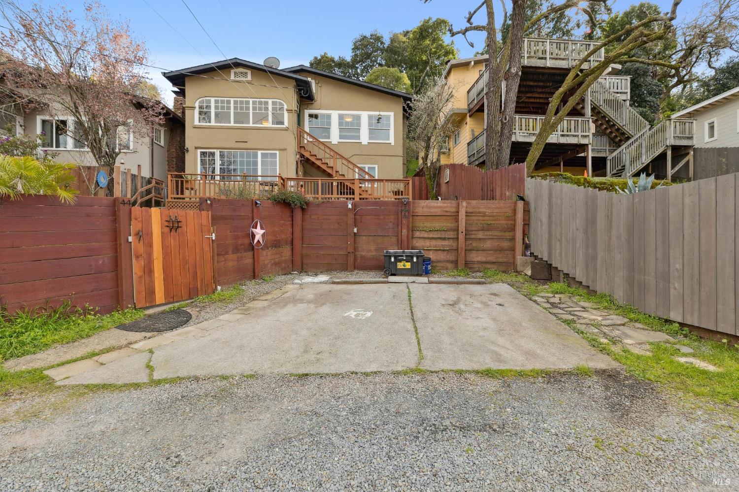 Detail Gallery Image 27 of 29 For 44 Martens Blvd, San Rafael,  CA 94901 - – Beds | – Baths