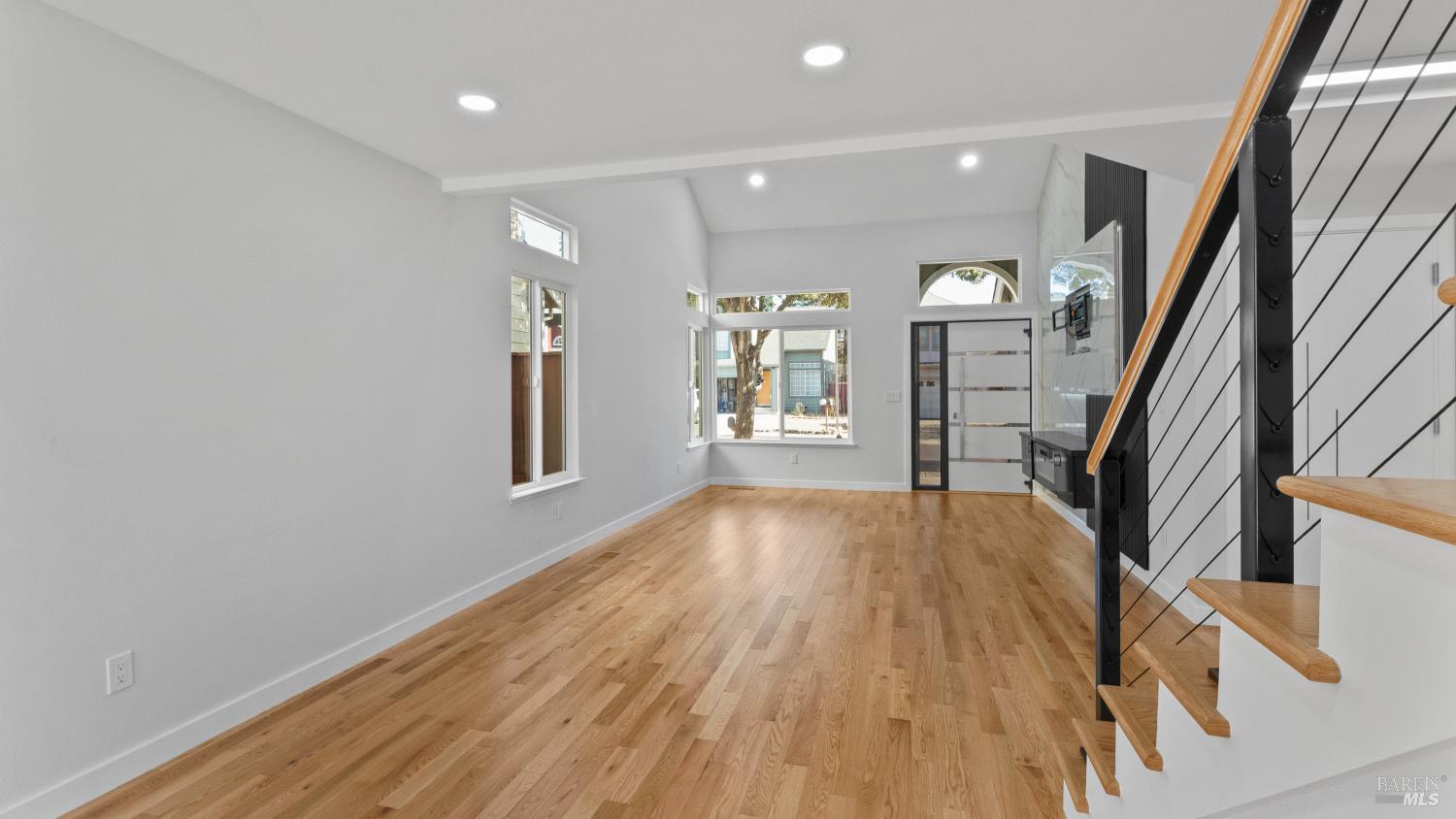 Detail Gallery Image 11 of 48 For 338 Ridgecrest Cir, Suisun City,  CA 94585 - 3 Beds | 2 Baths