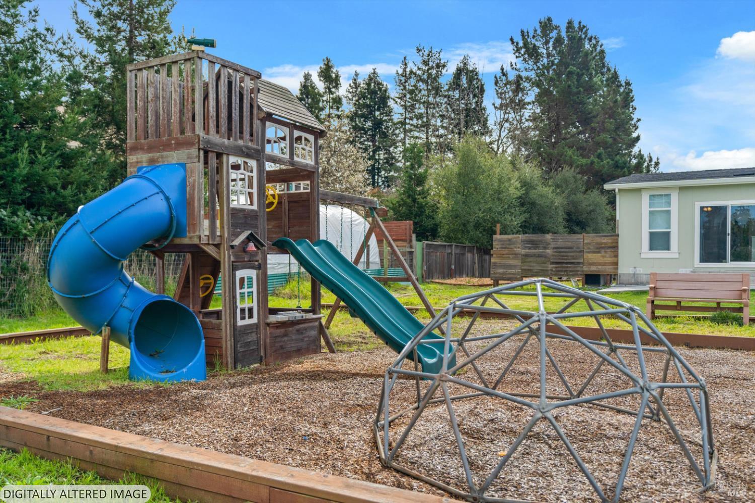 Detail Gallery Image 27 of 38 For 1707 Weiss Ln, Penngrove,  CA 94951 - 5 Beds | 3 Baths