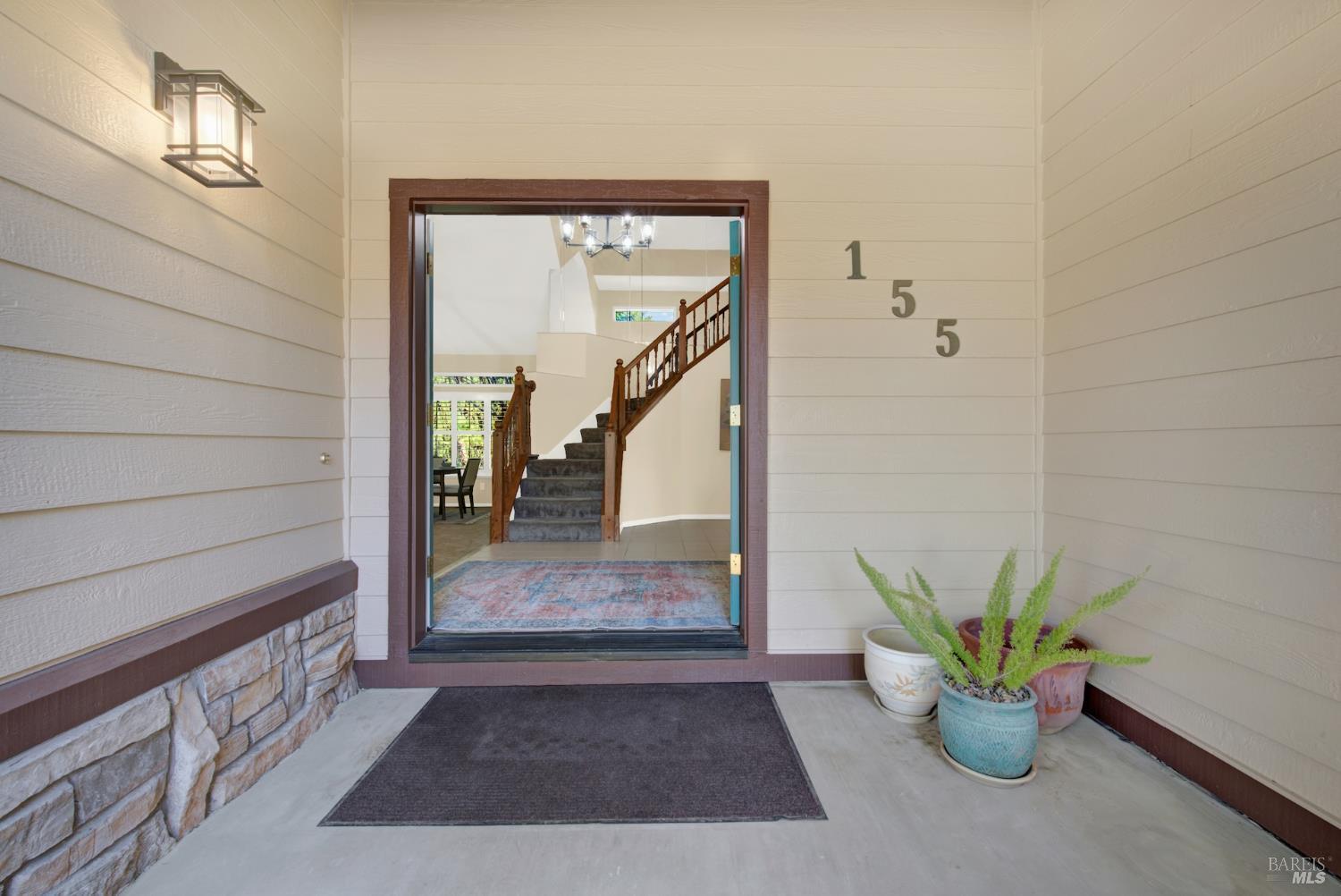 Detail Gallery Image 5 of 60 For 155 Fallen Leaf Dr, Vacaville,  CA 95687 - 4 Beds | 3 Baths