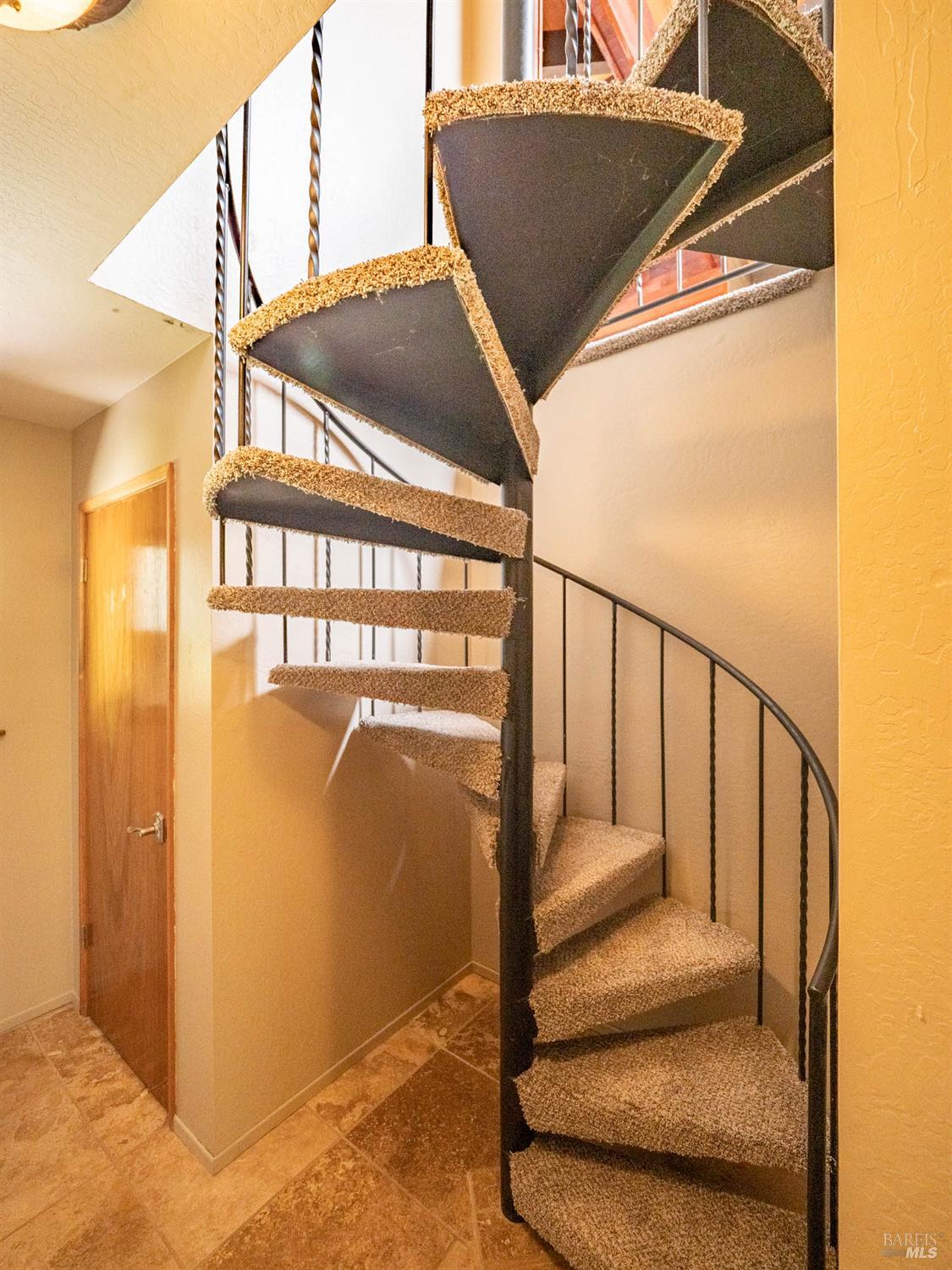 Detail Gallery Image 16 of 32 For 7701 Signal Ridge Rd, Philo,  CA 95466 - 3 Beds | 2/1 Baths