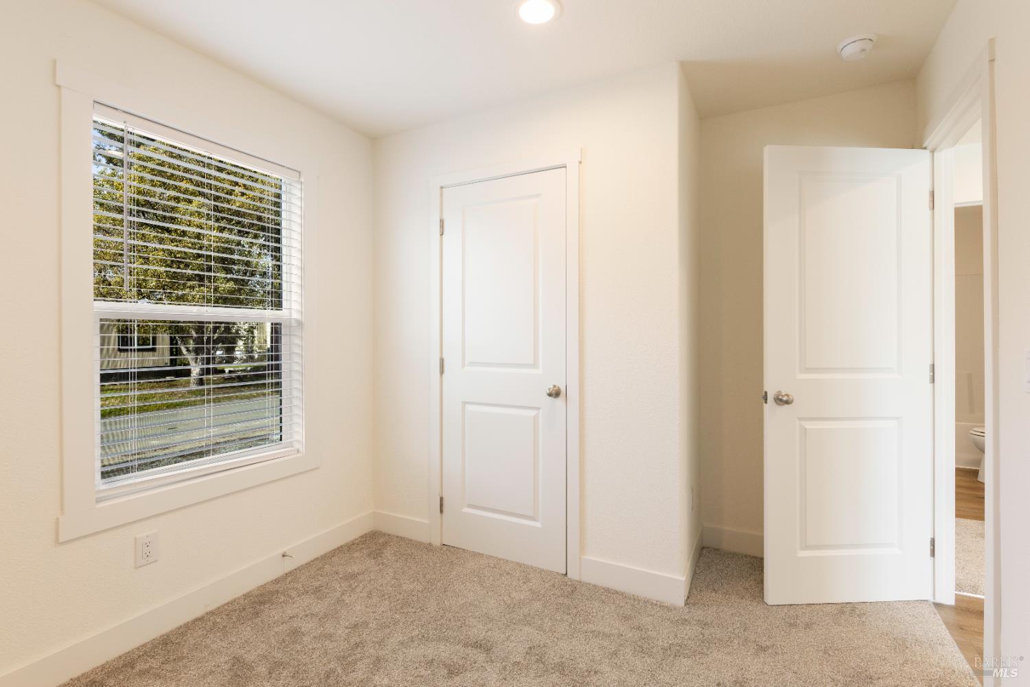 Detail Gallery Image 21 of 34 For 375 E Highway 20 Hwy 8, Upper Lake,  CA 95485 - 4 Beds | 2 Baths