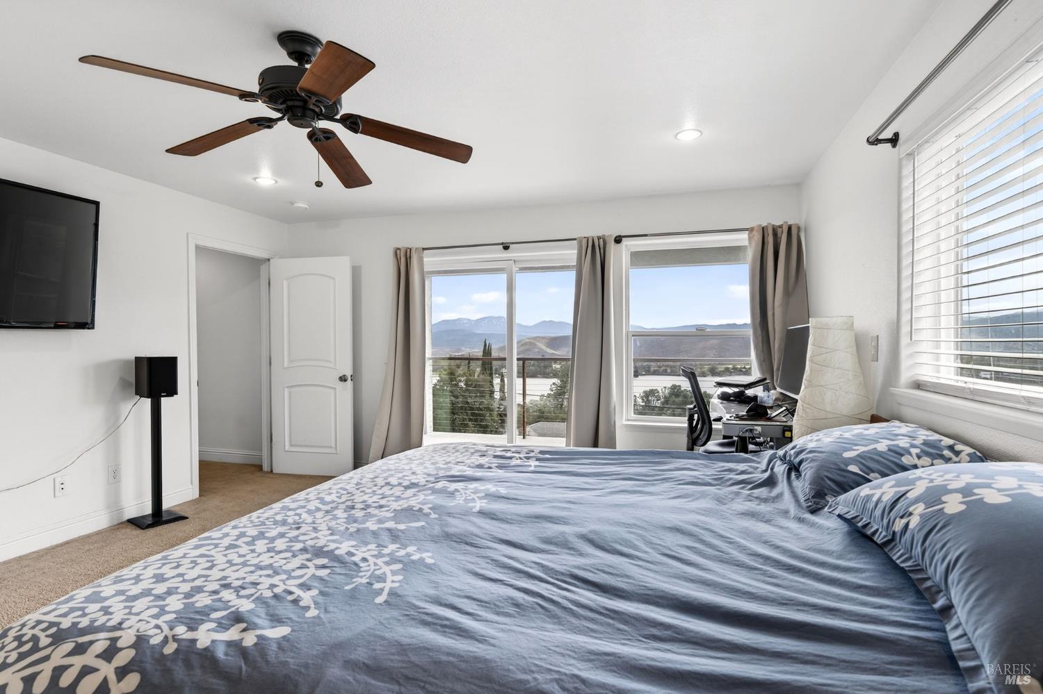 Detail Gallery Image 7 of 54 For 17437 Greenridge Rd, Hidden Valley Lake,  CA 95467 - 4 Beds | 4 Baths