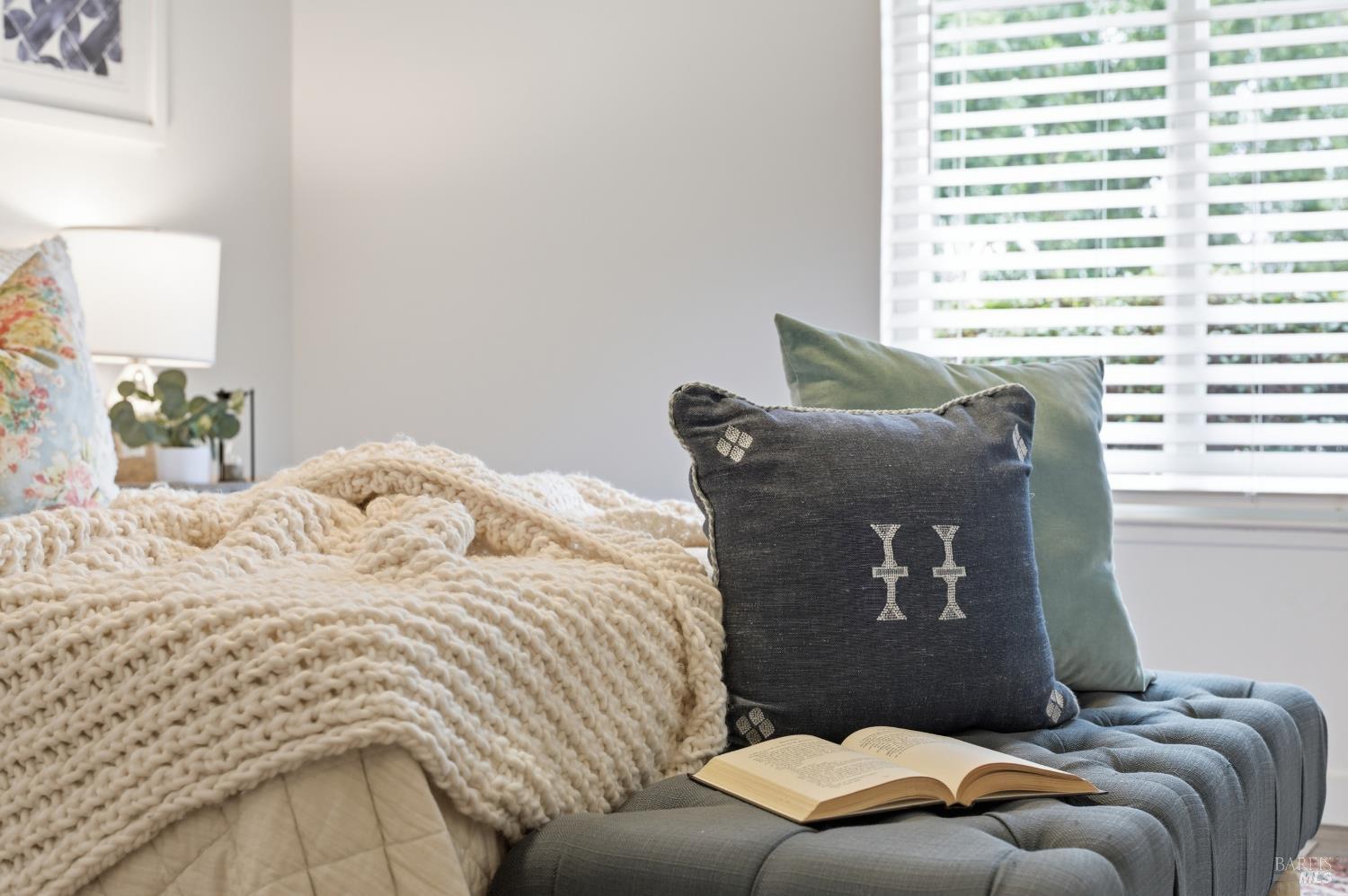 Detail Gallery Image 25 of 38 For 2034 S Terrace Dr, Napa,  CA 94559 - 4 Beds | 2 Baths