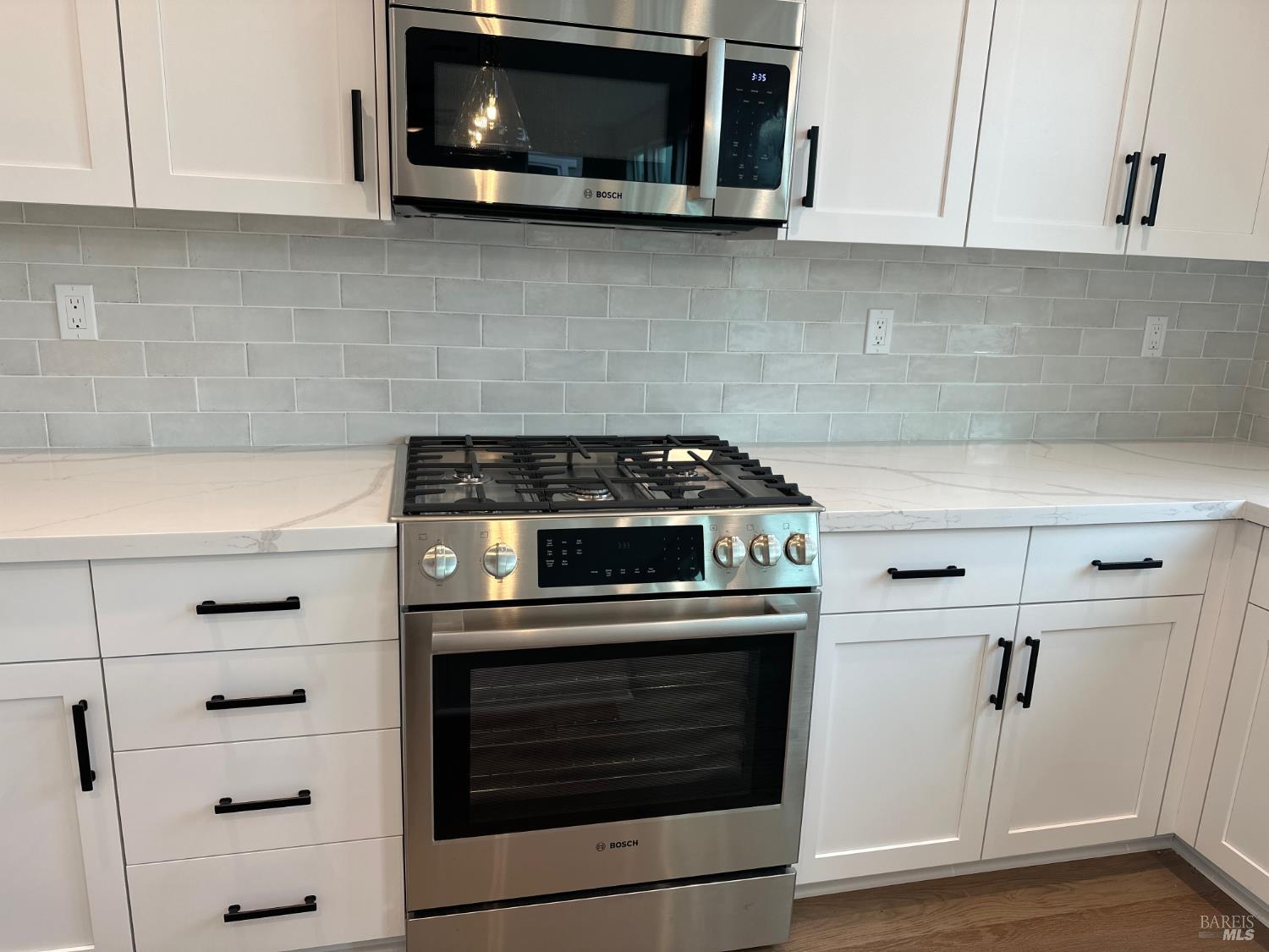 Detail Gallery Image 7 of 11 For 485 Sanchez Ct #12,  Sonoma,  CA 95476 - 3 Beds | 2/1 Baths