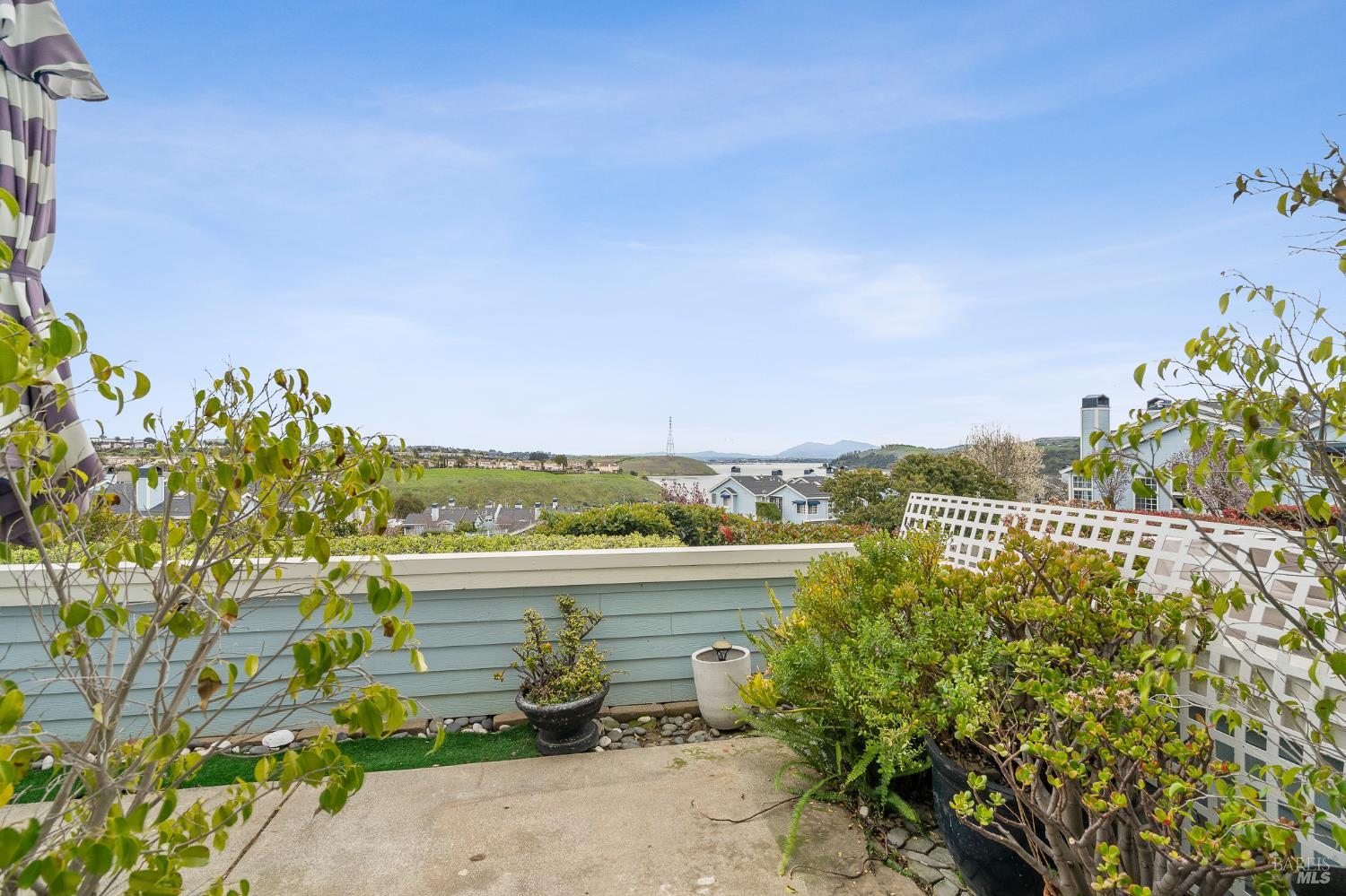 Detail Gallery Image 15 of 40 For 401 Stinson St #4,  Vallejo,  CA 94591 - 3 Beds | 3 Baths