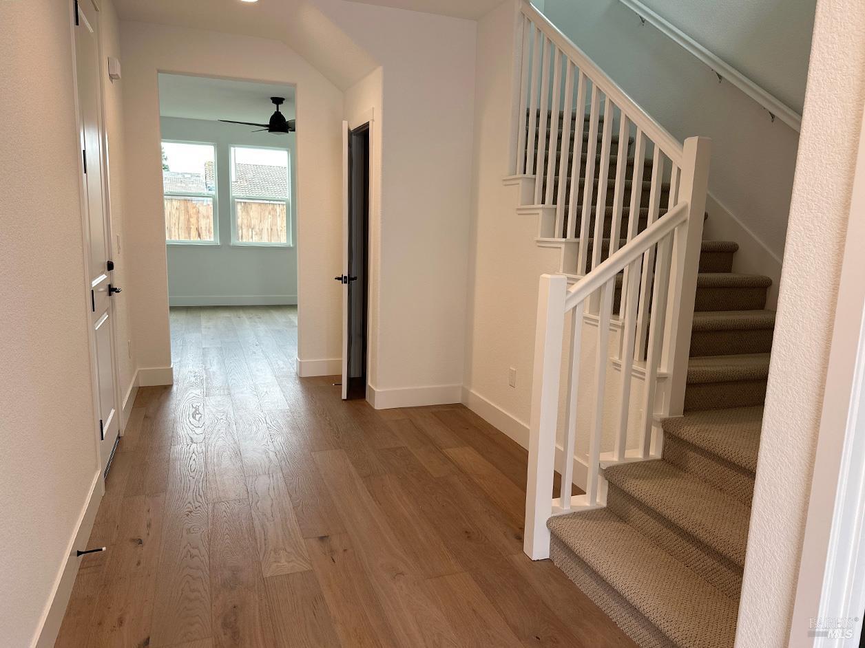 Detail Gallery Image 4 of 11 For 485 Sanchez Ct #12,  Sonoma,  CA 95476 - 3 Beds | 2/1 Baths