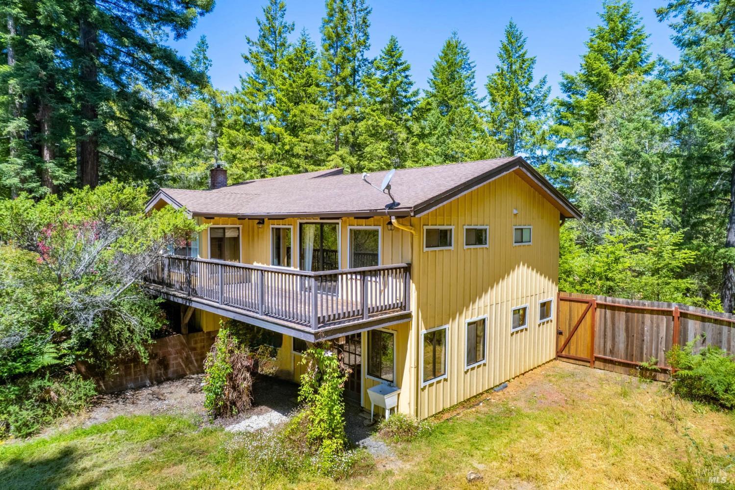 Detail Gallery Image 20 of 32 For 7701 Signal Ridge Rd, Philo,  CA 95466 - 3 Beds | 2/1 Baths