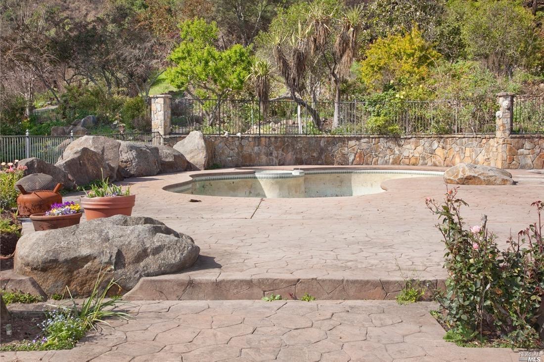 Detail Gallery Image 17 of 30 For 4500 Wallace Rd, Santa Rosa,  CA 95404 - – Beds | – Baths