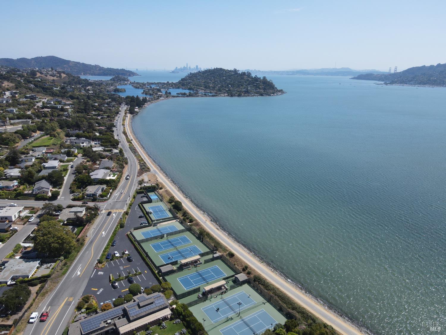 Detail Gallery Image 45 of 45 For 696 Hawthorne Dr, Tiburon,  CA 94920 - 3 Beds | 2 Baths