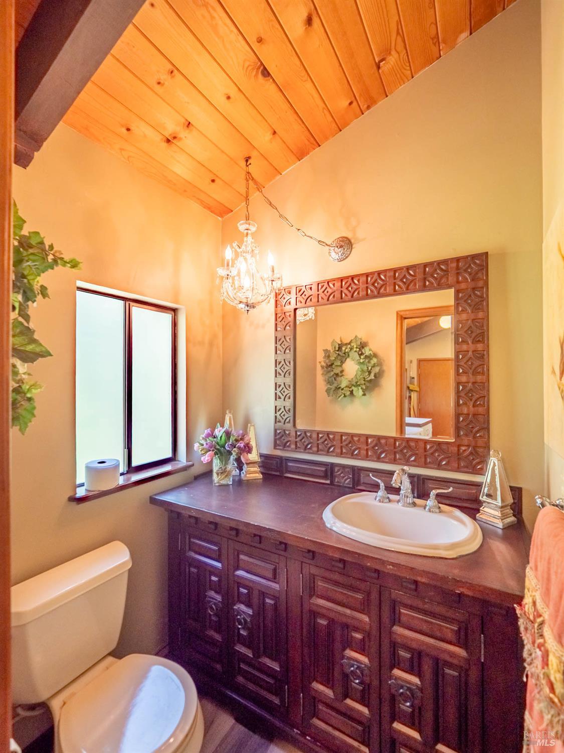 Detail Gallery Image 12 of 32 For 7701 Signal Ridge Rd, Philo,  CA 95466 - 3 Beds | 2/1 Baths