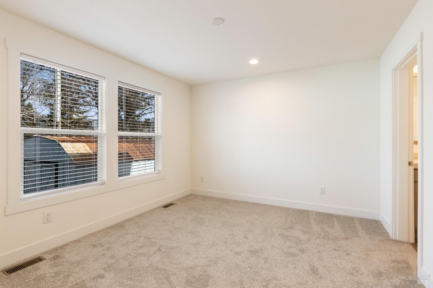 Detail Gallery Image 27 of 34 For 375 E Highway 20 Hwy 8, Upper Lake,  CA 95485 - 4 Beds | 2 Baths