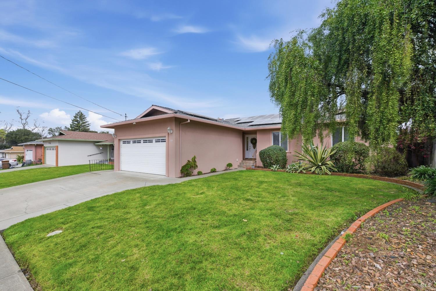 Detail Gallery Image 2 of 38 For 2034 S Terrace Dr, Napa,  CA 94559 - 4 Beds | 2 Baths