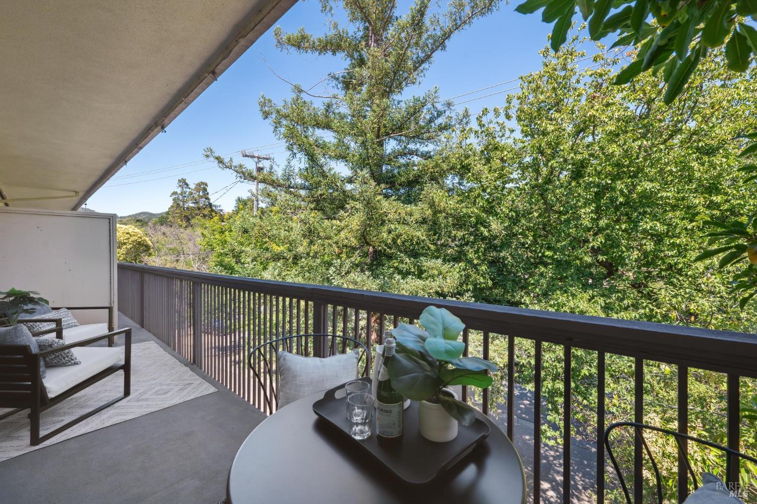 Detail Gallery Image 17 of 19 For 1219 Grand Ave #5,  San Rafael,  CA 94901 - 2 Beds | 1 Baths