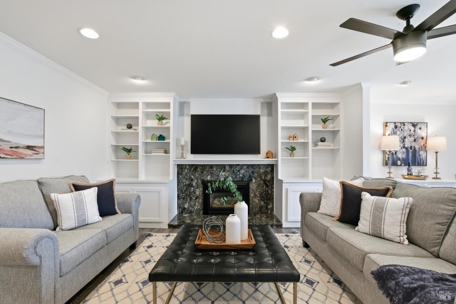 Detail Gallery Image 9 of 38 For 2034 S Terrace Dr, Napa,  CA 94559 - 4 Beds | 2 Baths