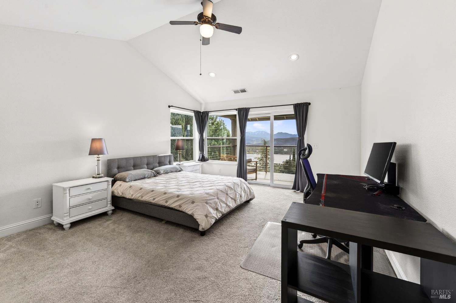 Detail Gallery Image 36 of 54 For 17437 Greenridge Rd, Hidden Valley Lake,  CA 95467 - 4 Beds | 4 Baths