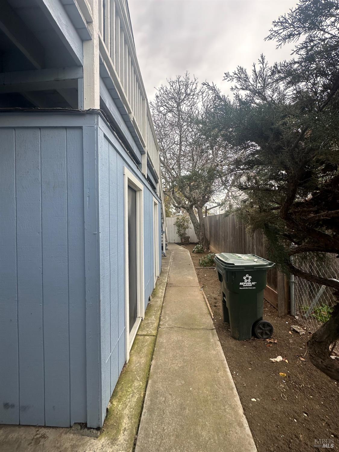 Detail Gallery Image 4 of 18 For 806 W 7th St, Antioch,  CA 94509 - – Beds | – Baths