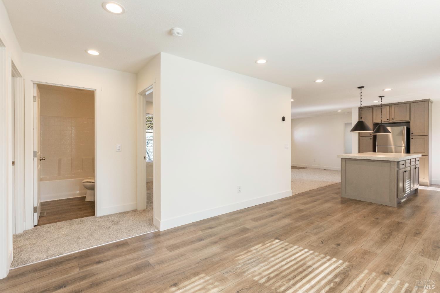 Detail Gallery Image 19 of 34 For 375 E Highway 20 Hwy 8, Upper Lake,  CA 95485 - 4 Beds | 2 Baths