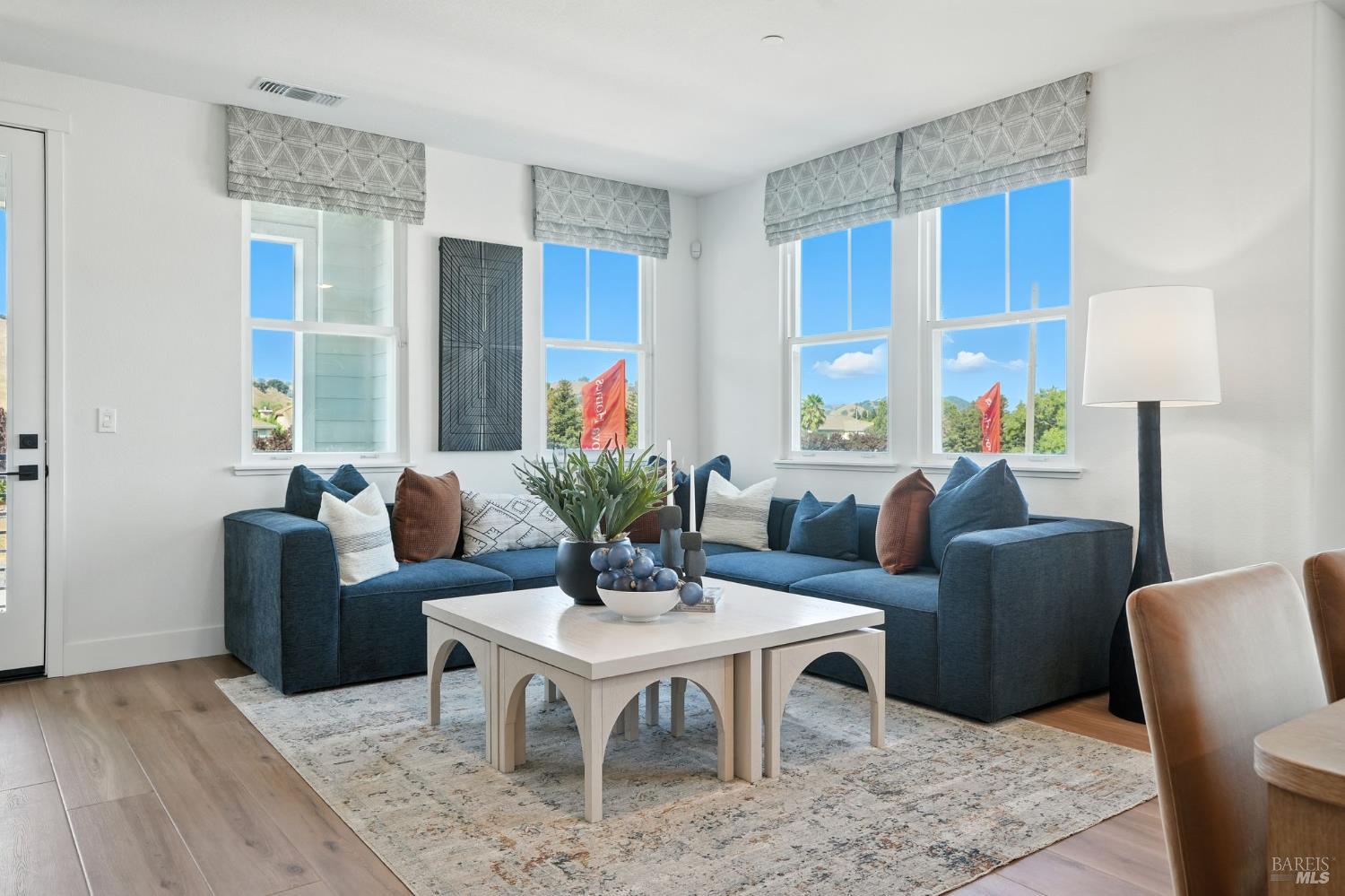 Detail Gallery Image 3 of 16 For 44 Cardamom Ln #1204,  Morgan Hill,  CA 95037 - 3 Beds | 2/2 Baths