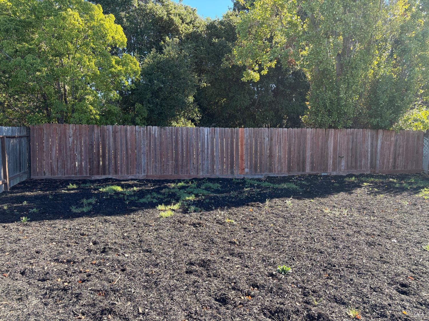 Detail Gallery Image 4 of 4 For 144 Hogan Ave, Vallejo,  CA 94589 - 3 Beds | 1 Baths