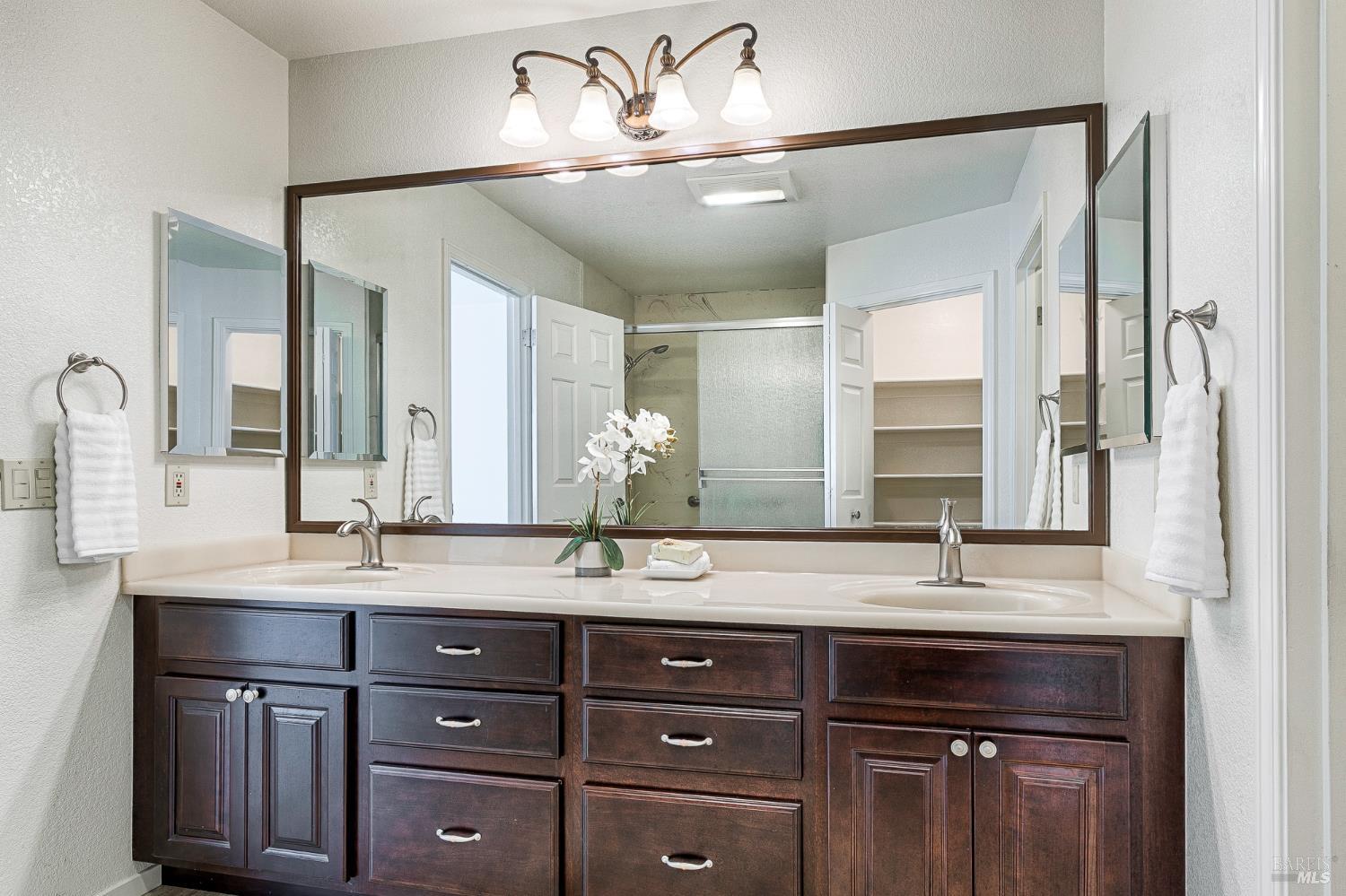 Detail Gallery Image 15 of 22 For 5984 Stone Bridge Rd, Santa Rosa,  CA 95409 - 3 Beds | 2/1 Baths