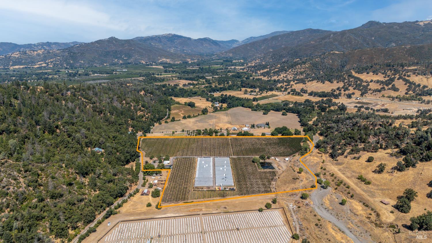 Detail Gallery Image 4 of 27 For 2000 Clover Valley Rd, Upper Lake,  CA 95485 - 2 Beds | 1 Baths