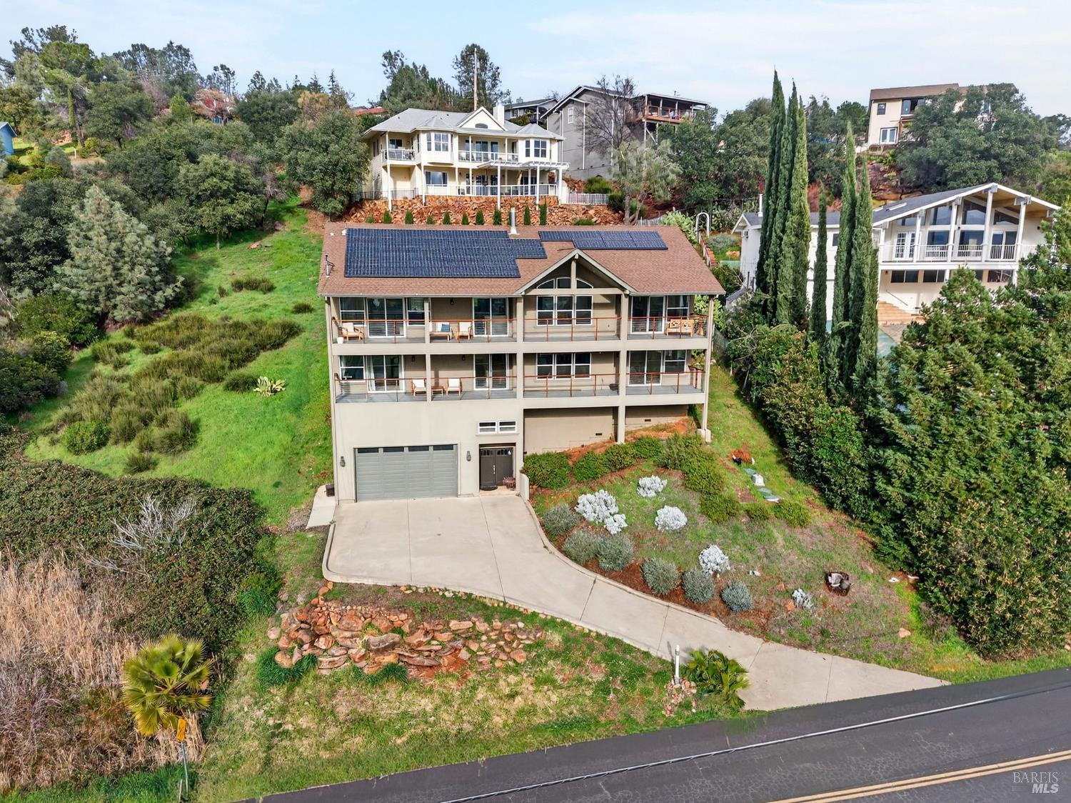 Detail Gallery Image 3 of 54 For 17437 Greenridge Rd, Hidden Valley Lake,  CA 95467 - 4 Beds | 4 Baths