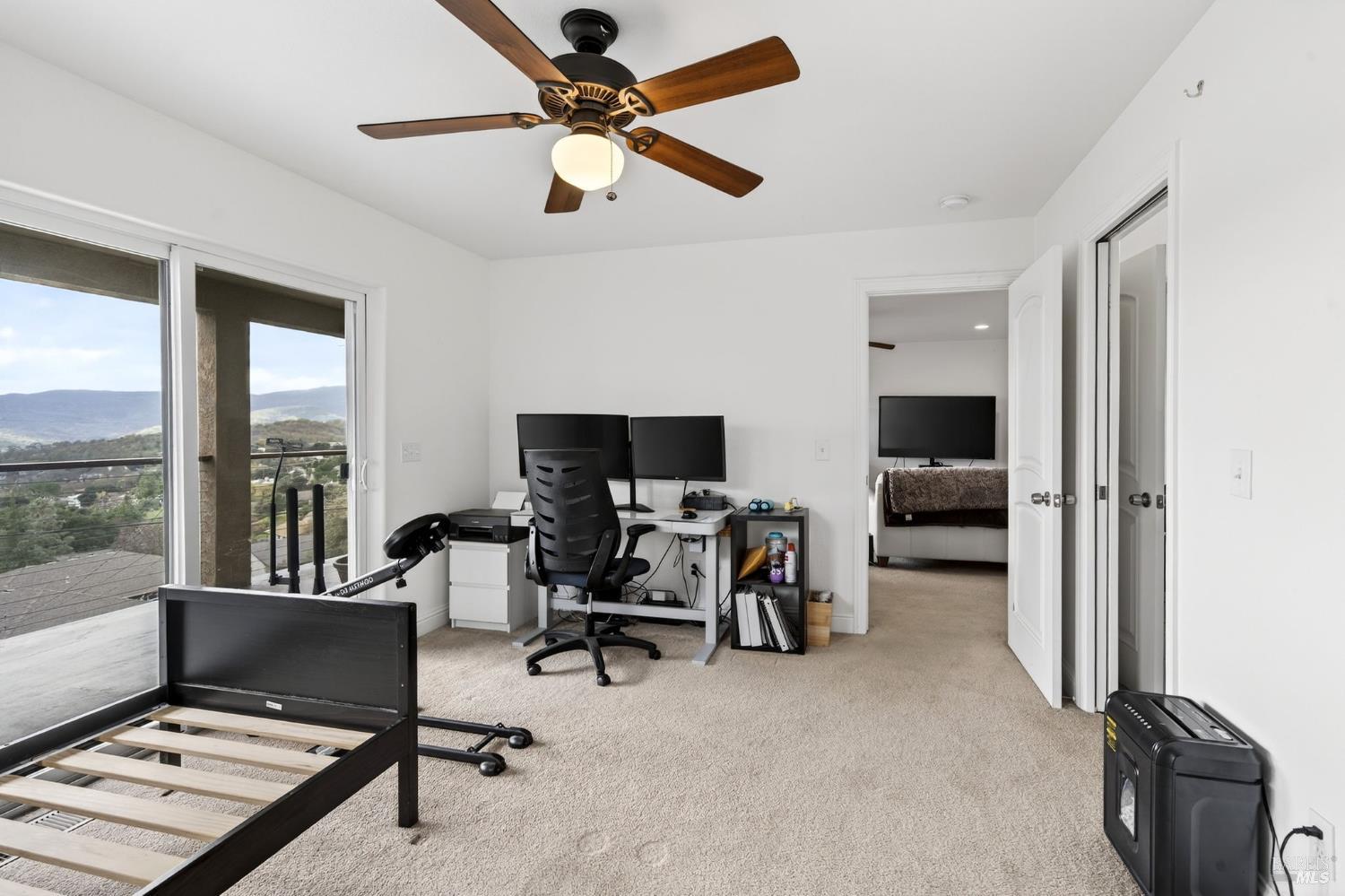 Detail Gallery Image 14 of 54 For 17437 Greenridge Rd, Hidden Valley Lake,  CA 95467 - 4 Beds | 4 Baths