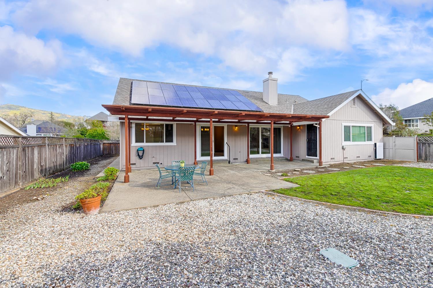 Detail Gallery Image 21 of 22 For 5984 Stone Bridge Rd, Santa Rosa,  CA 95409 - 3 Beds | 2/1 Baths