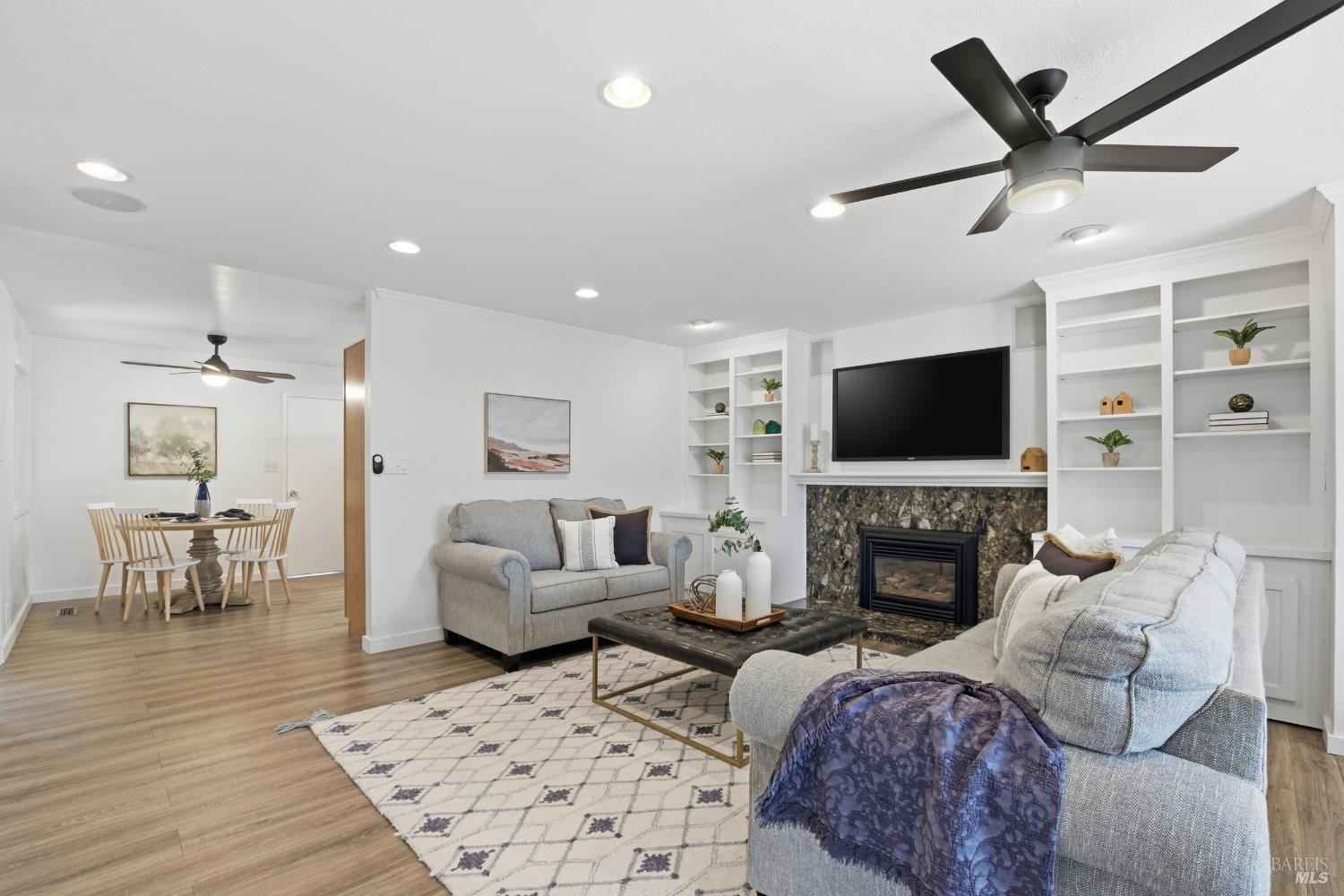 Detail Gallery Image 15 of 38 For 2034 S Terrace Dr, Napa,  CA 94559 - 4 Beds | 2 Baths