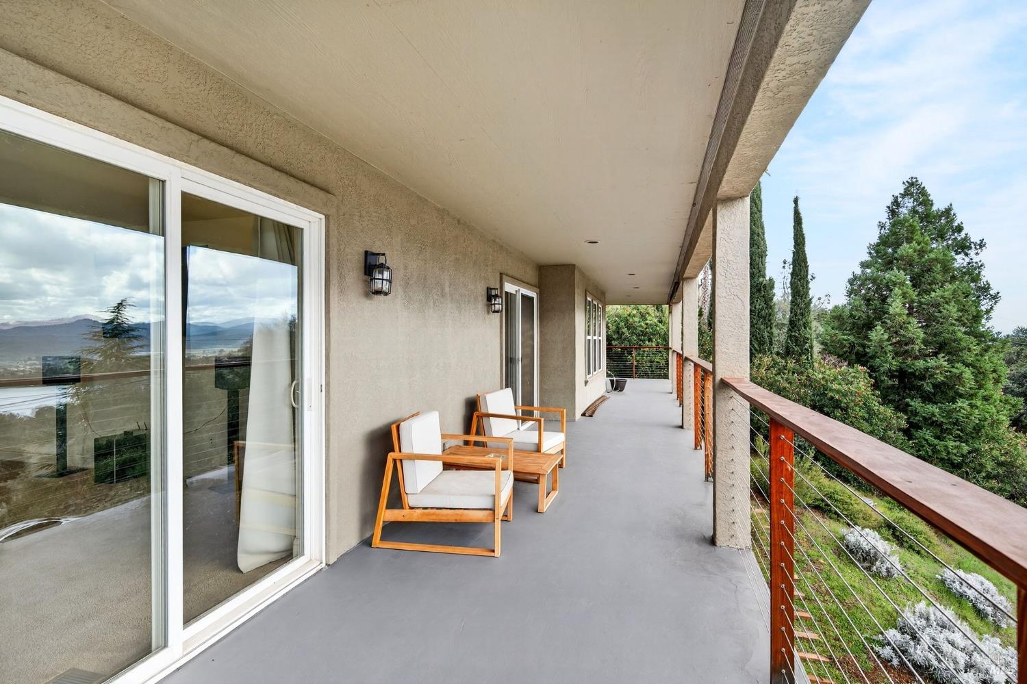 Detail Gallery Image 47 of 54 For 17437 Greenridge Rd, Hidden Valley Lake,  CA 95467 - 4 Beds | 4 Baths