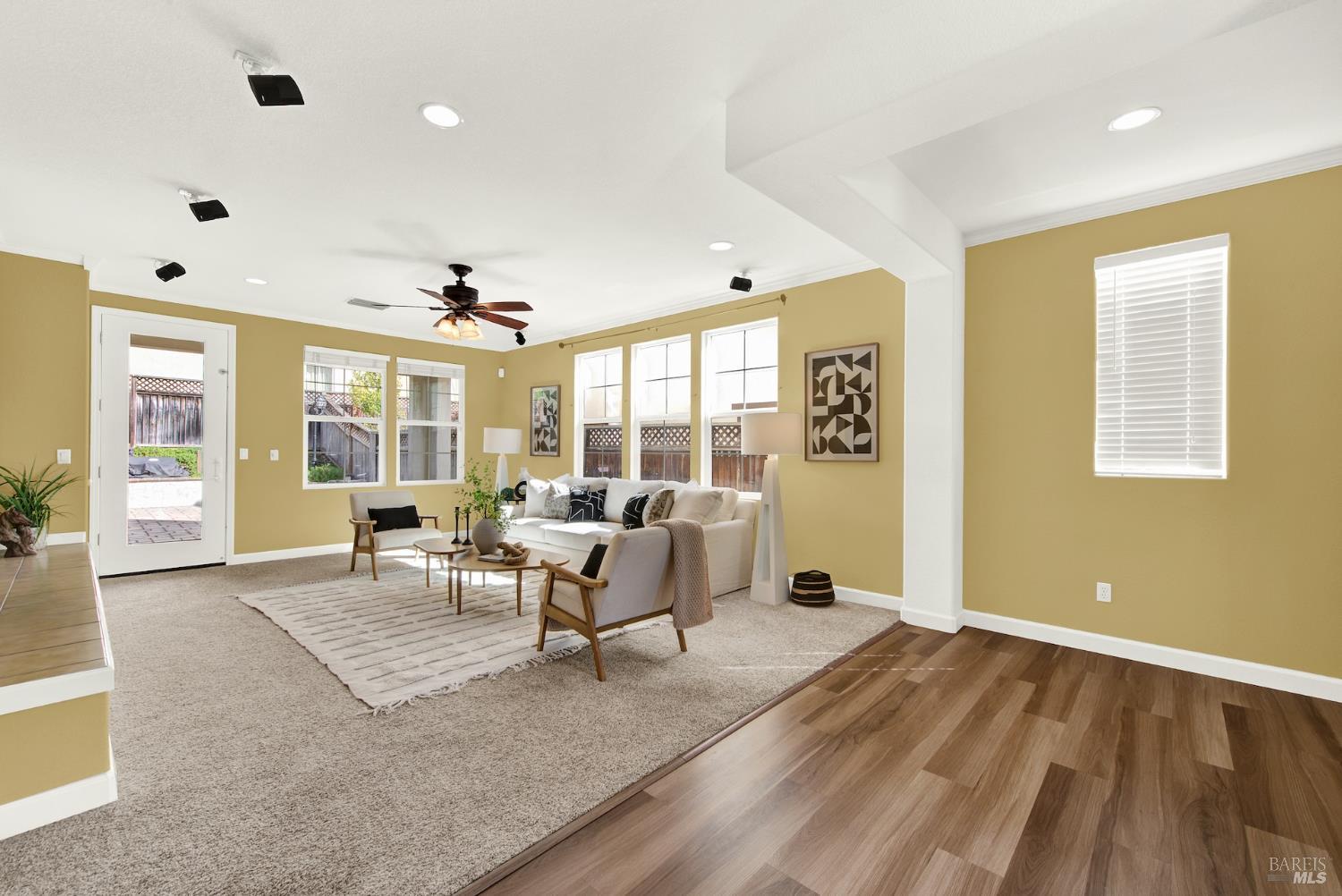 Detail Gallery Image 5 of 67 For 7004 Alder Creek Rd, Vallejo,  CA 94591 - 4 Beds | 3/1 Baths