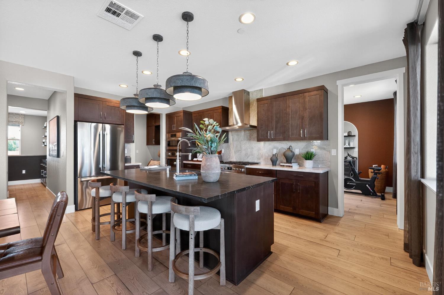 Detail Gallery Image 10 of 36 For 619 Beyers St, Oakley,  CA 94561 - 4 Beds | 3/1 Baths