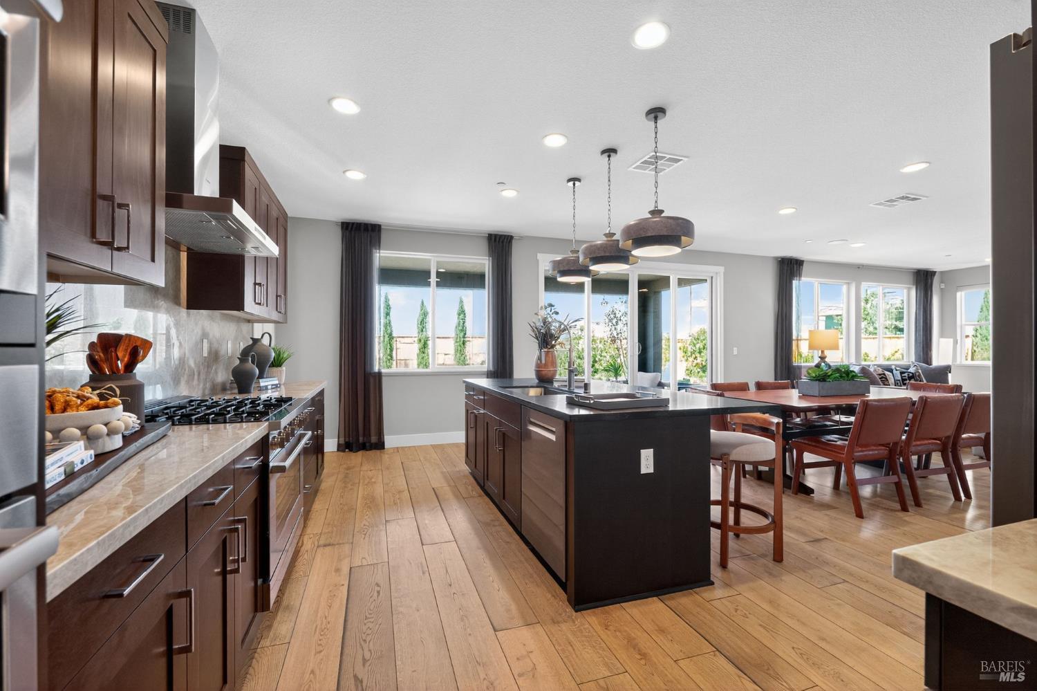 Detail Gallery Image 8 of 36 For 619 Beyers St, Oakley,  CA 94561 - 4 Beds | 3/1 Baths