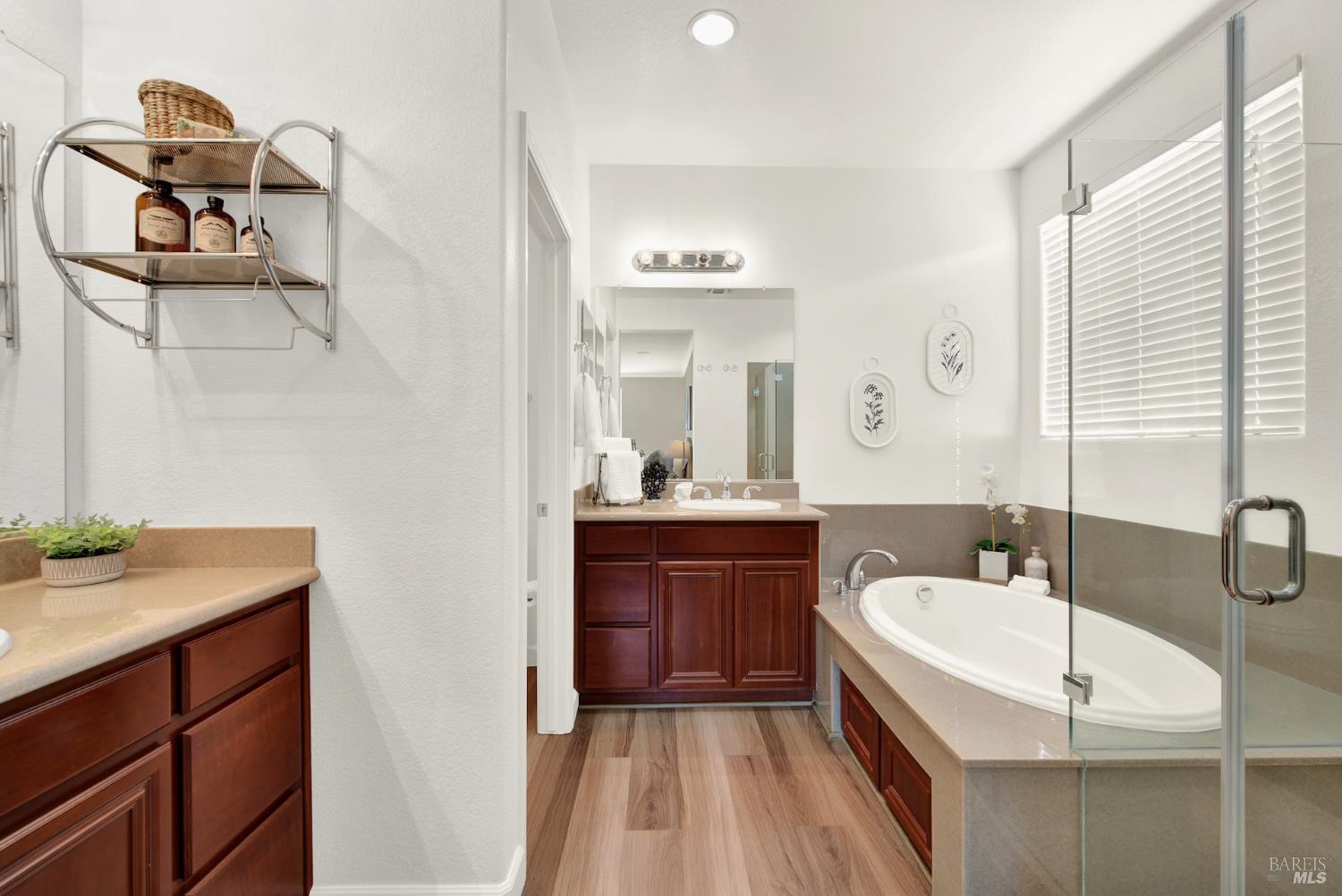 Detail Gallery Image 43 of 67 For 7004 Alder Creek Rd, Vallejo,  CA 94591 - 4 Beds | 3/1 Baths