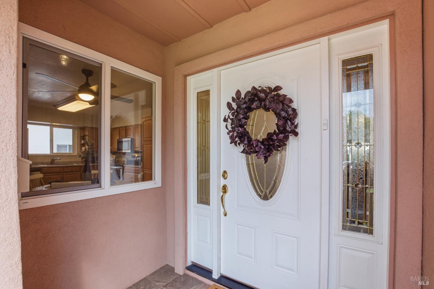 Detail Gallery Image 5 of 38 For 2034 S Terrace Dr, Napa,  CA 94559 - 4 Beds | 2 Baths