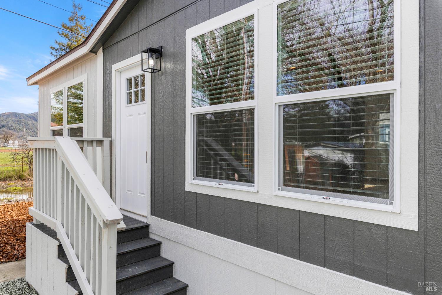 Detail Gallery Image 7 of 34 For 375 E Highway 20 Hwy 8, Upper Lake,  CA 95485 - 4 Beds | 2 Baths