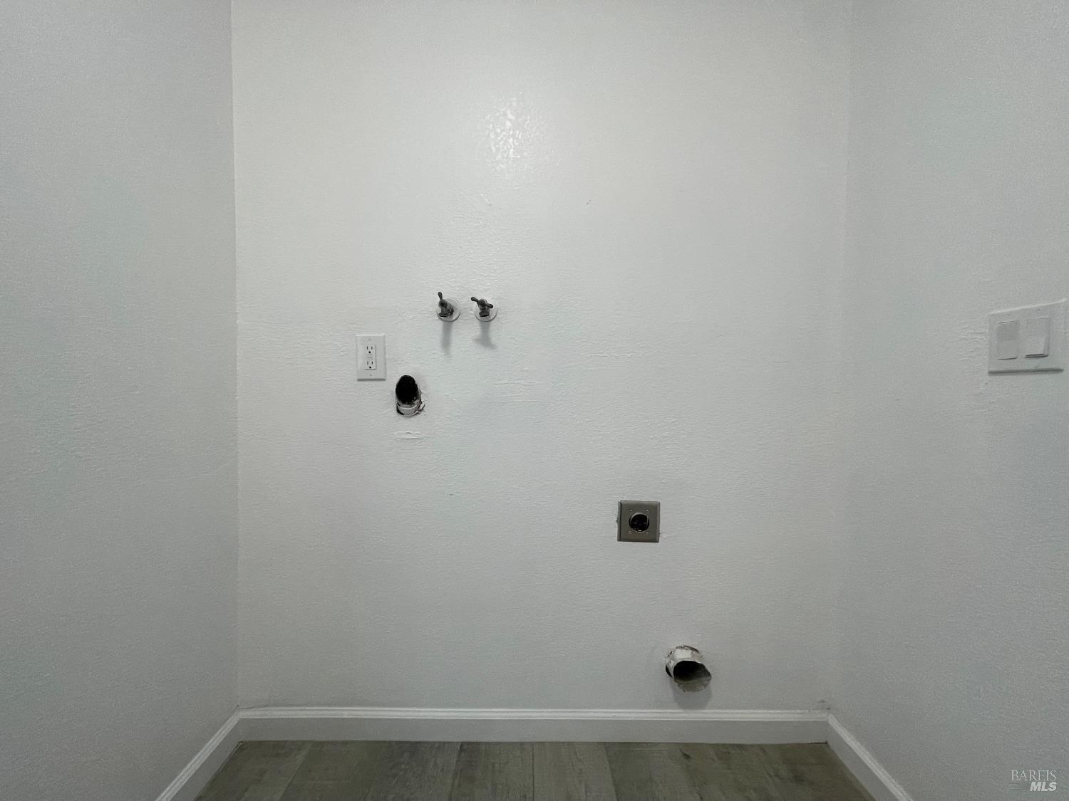 Detail Gallery Image 15 of 31 For 464 Evelyn Cir, Vallejo,  CA 94589 - 4 Beds | 2 Baths