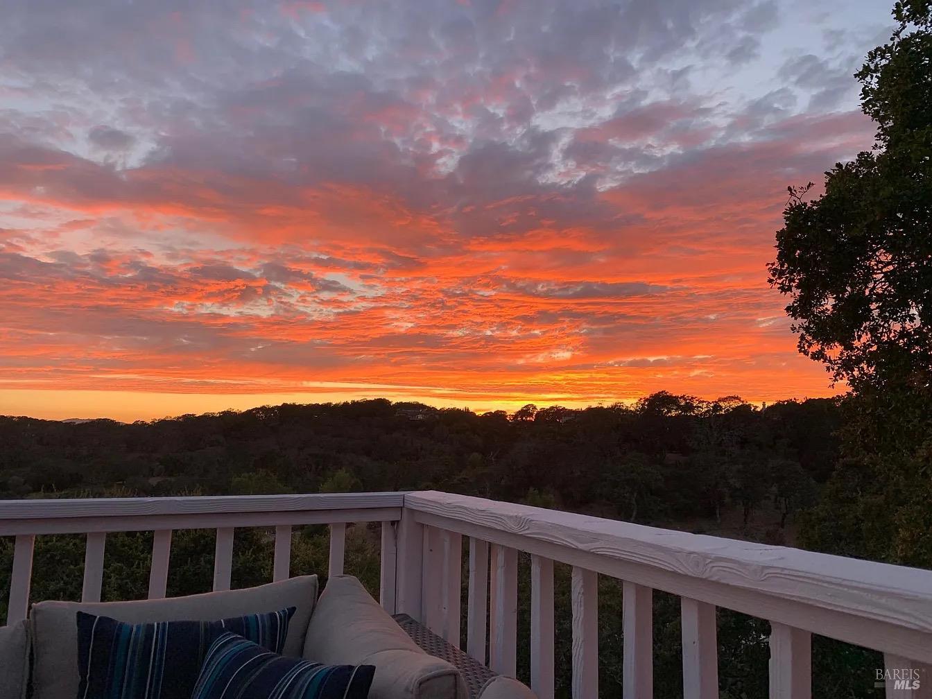 Detail Gallery Image 70 of 76 For 40 Green Point Ln, Novato,  CA 94945 - 4 Beds | 2/1 Baths