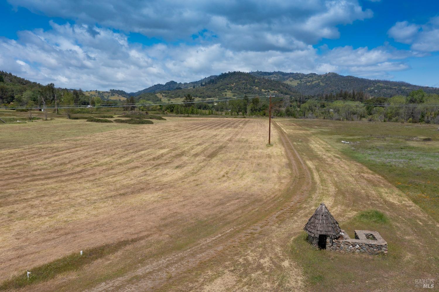 Detail Gallery Image 69 of 75 For 1106 Bel Arbres Dr, Redwood Valley,  CA 95470 - 4 Beds | 4/1 Baths