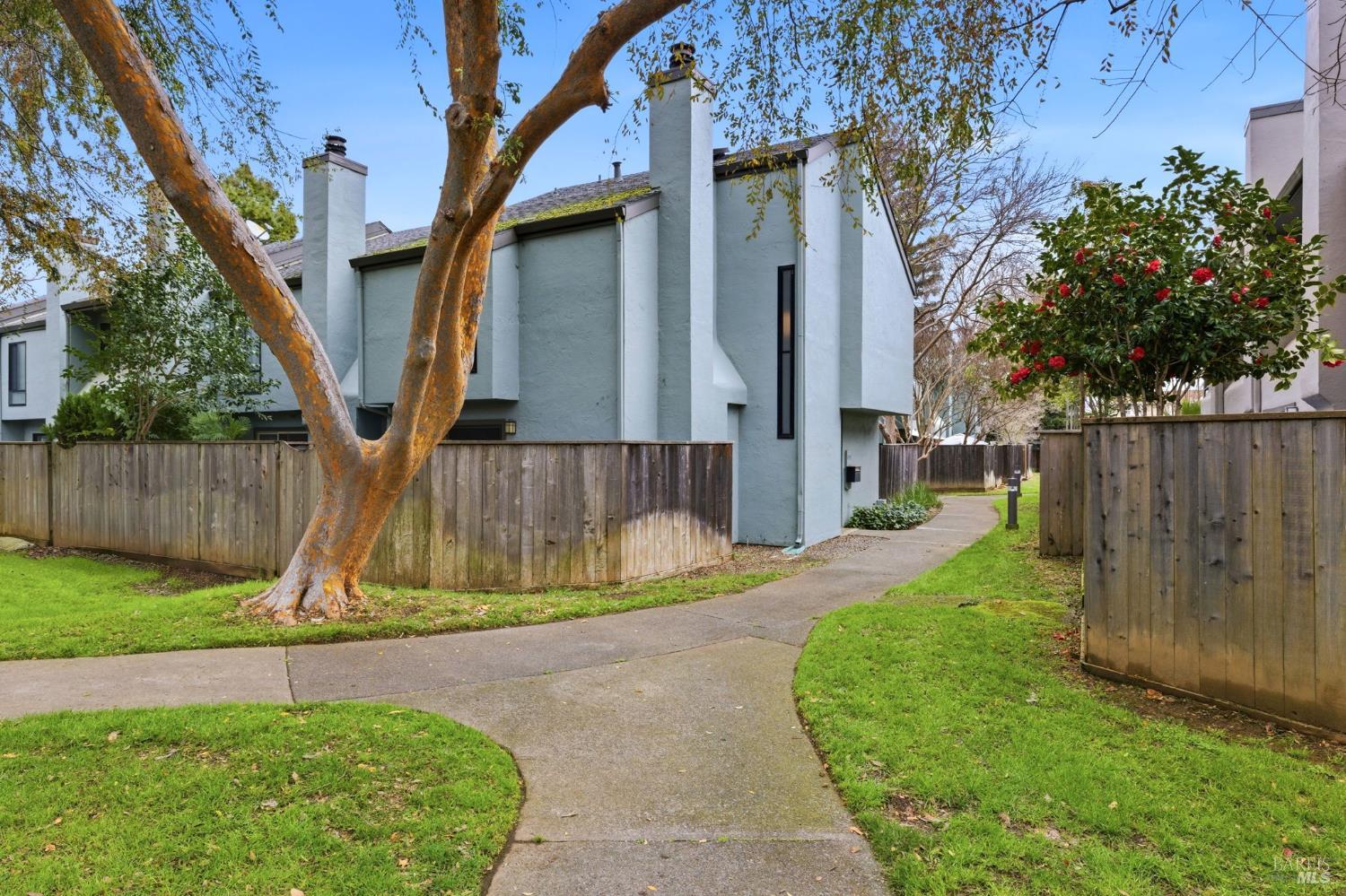 Detail Gallery Image 26 of 30 For 3552 Shelter Creek Dr, Napa,  CA 94558 - 3 Beds | 1/1 Baths