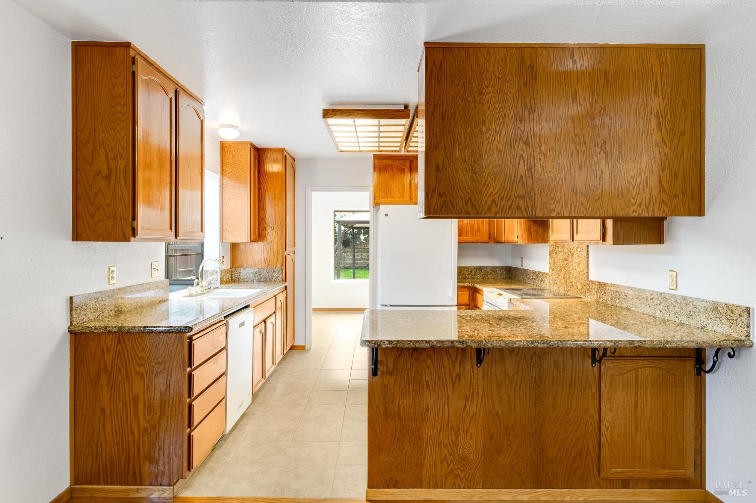 Detail Gallery Image 34 of 99 For 832 Rose Dr, Benicia,  CA 94510 - 4 Beds | 2 Baths