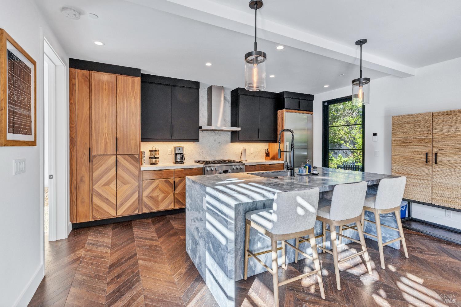 Detail Gallery Image 11 of 32 For 1242 Madrona Ave, Saint Helena,  CA 94574 - 3 Beds | 2/1 Baths