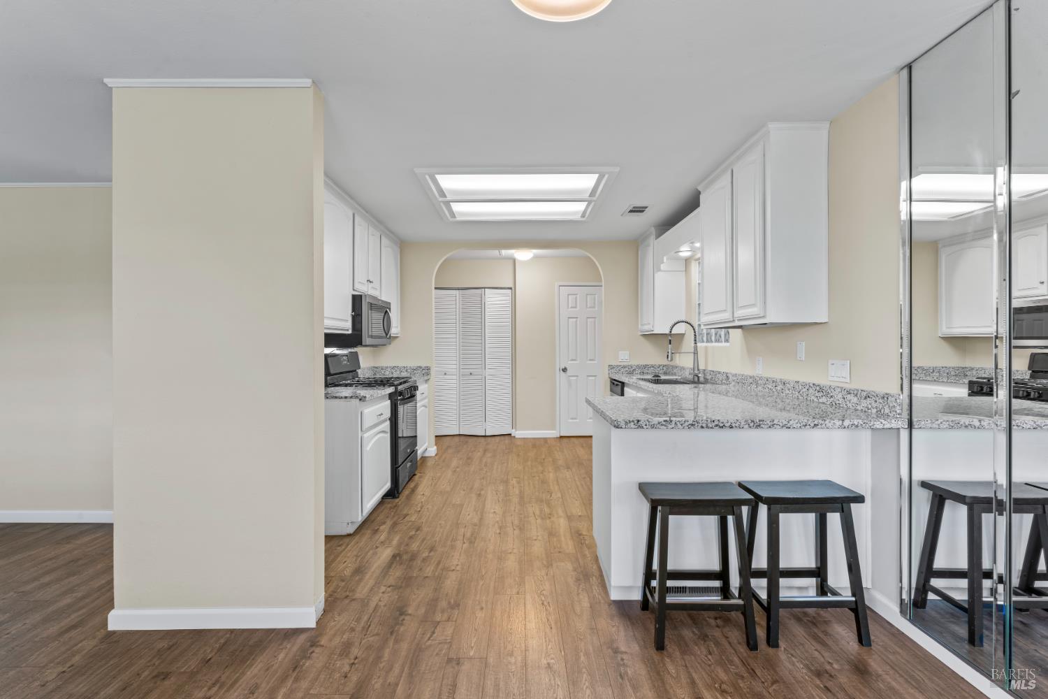 Detail Gallery Image 12 of 38 For 210 Trinity Ct, Rio Vista,  CA 94571 - 3 Beds | 2/1 Baths