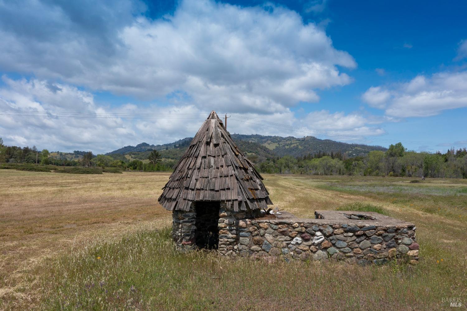 Detail Gallery Image 70 of 75 For 1106 Bel Arbres Dr, Redwood Valley,  CA 95470 - 4 Beds | 4/1 Baths