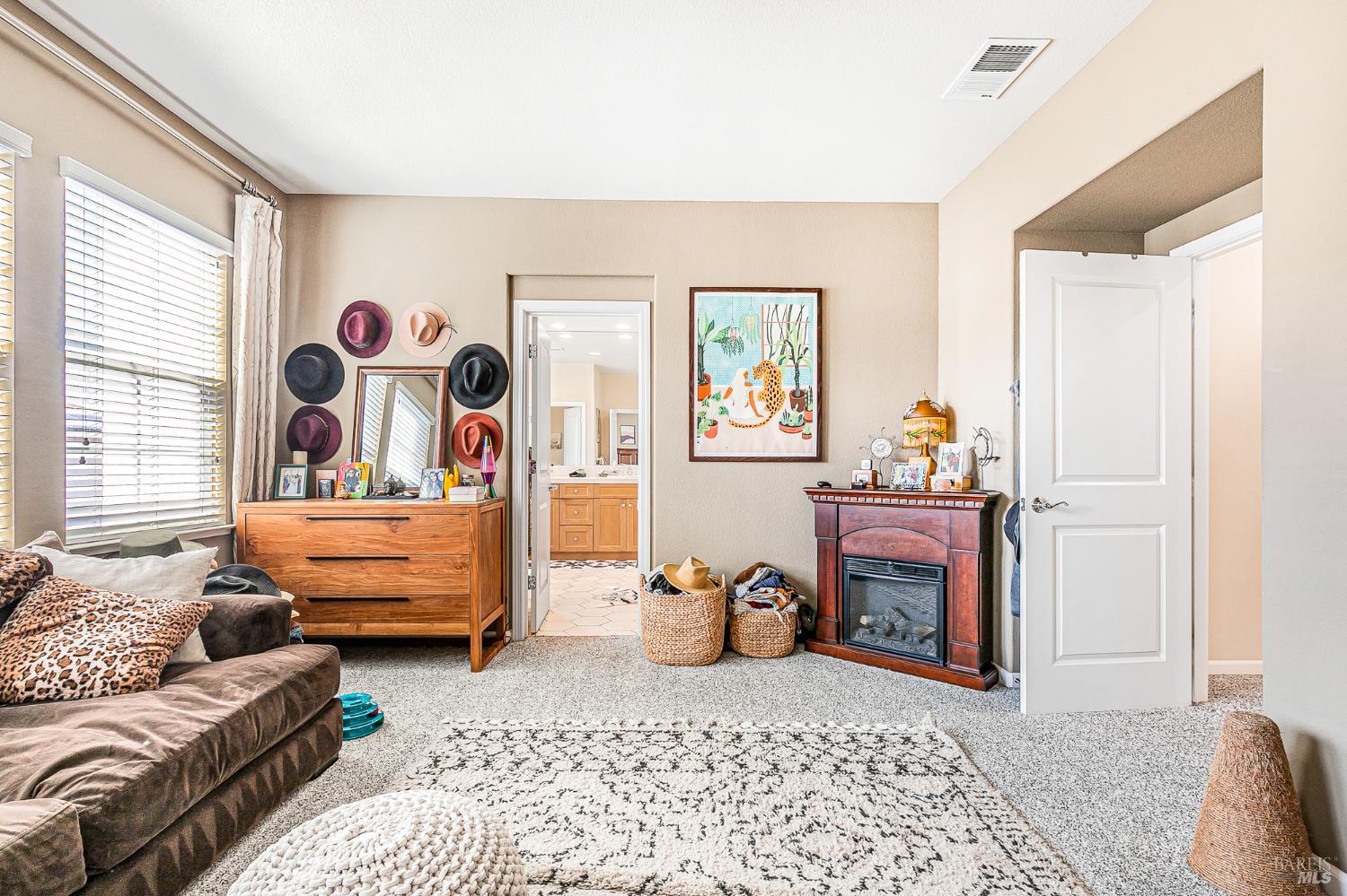 Detail Gallery Image 48 of 79 For 2167 Linwood Ave, Santa Rosa,  CA 95404 - 3 Beds | 3 Baths