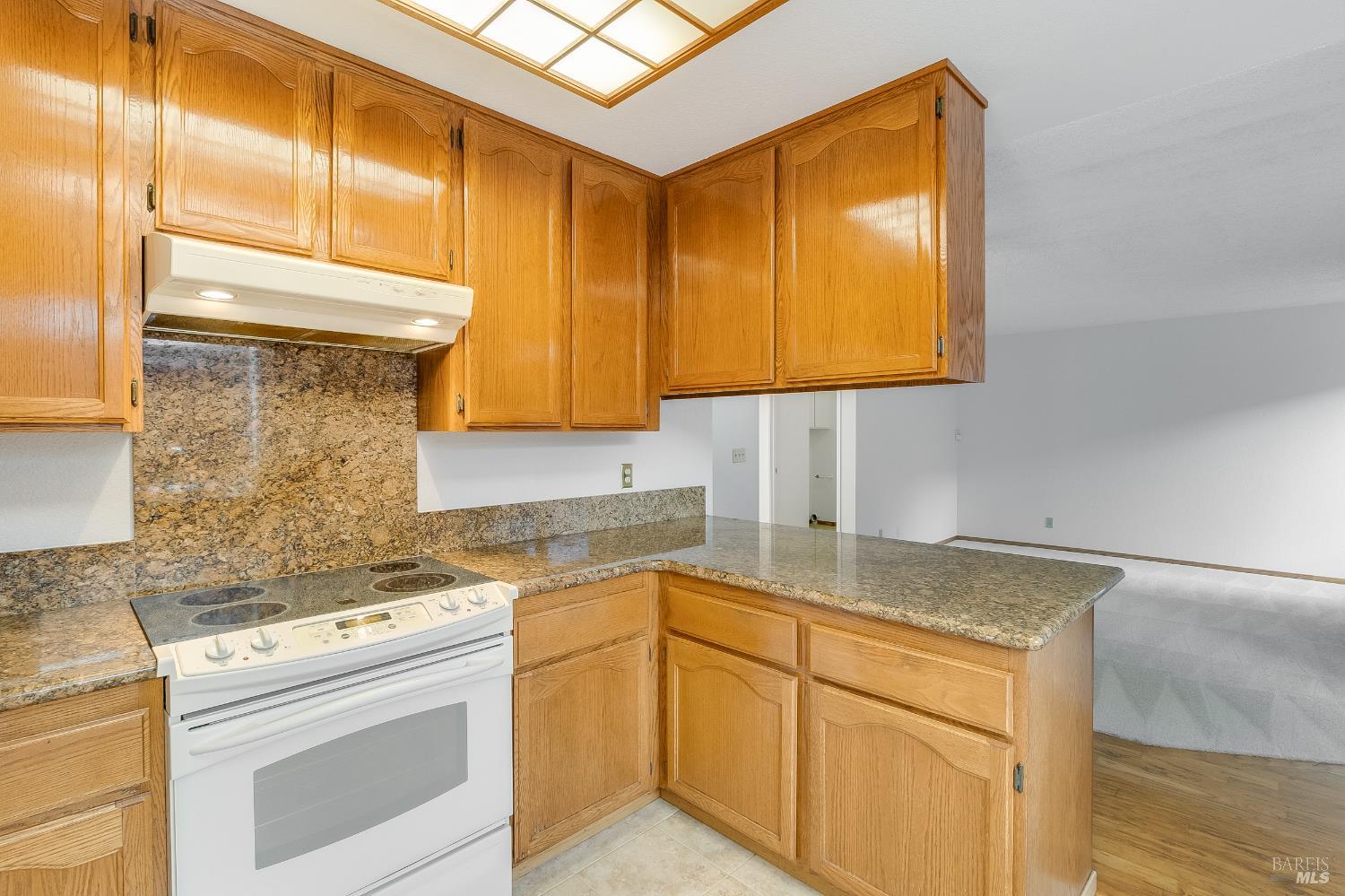 Detail Gallery Image 31 of 99 For 832 Rose Dr, Benicia,  CA 94510 - 4 Beds | 2 Baths