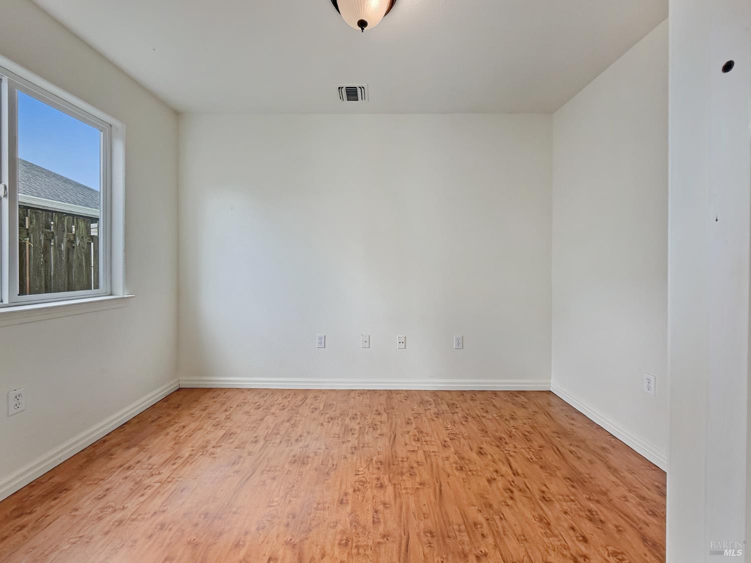 Detail Gallery Image 25 of 35 For 227 Hocker Ln, Fort Bragg,  CA 95437 - 2 Beds | 2 Baths