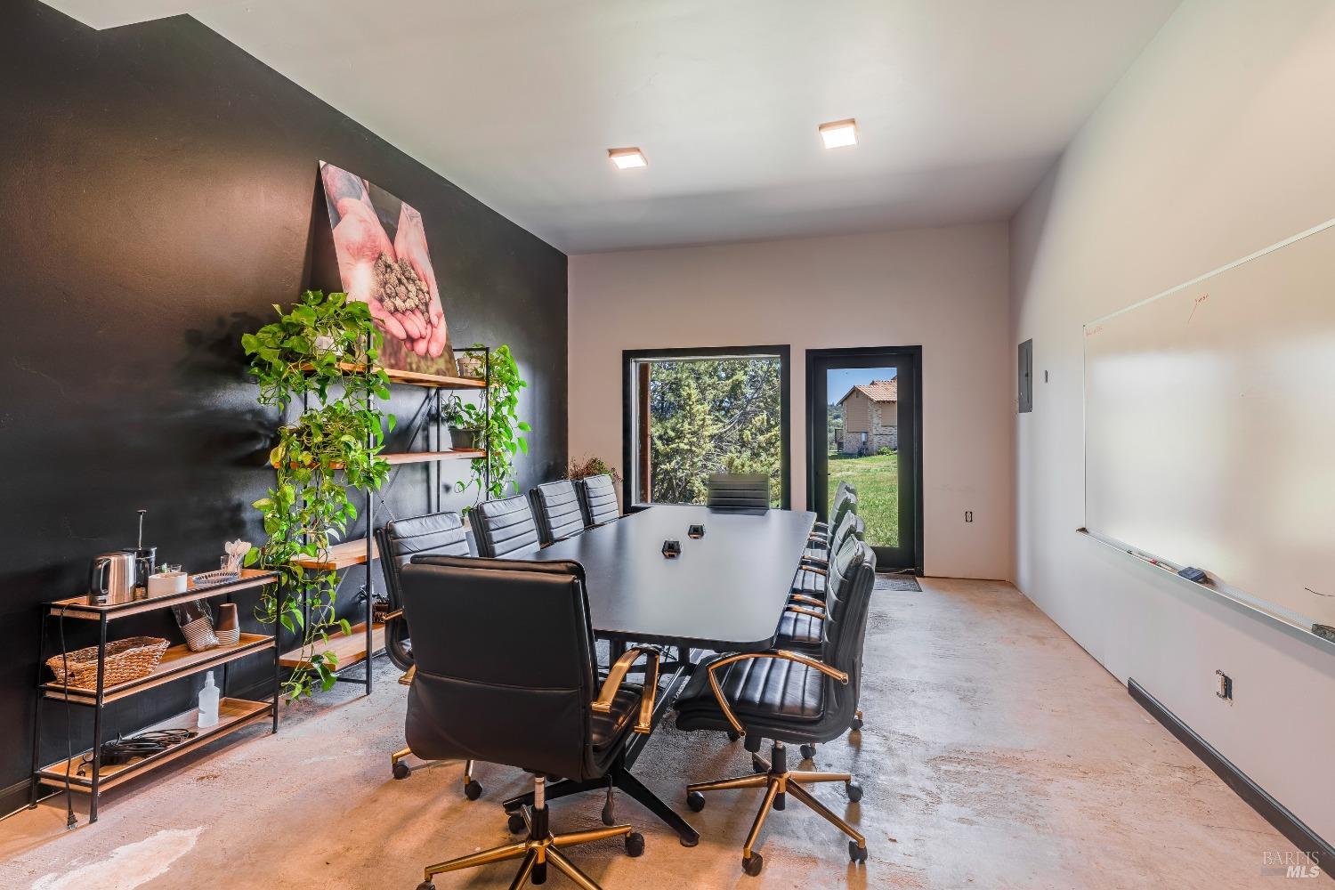 Detail Gallery Image 48 of 75 For 1106 Bel Arbres Dr, Redwood Valley,  CA 95470 - 4 Beds | 4/1 Baths